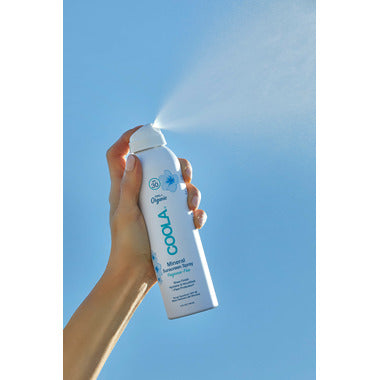 COOLA écran solaire minéral en vaporisateur pour le corps sans parfum FPS 30